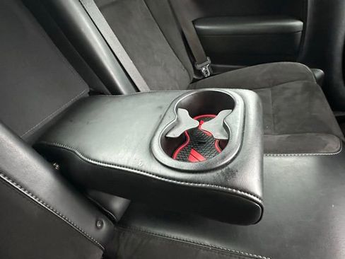 Used 2016 Dodge Challenger R/T Scat Pack w/ Leather Interior Group RWD image 35