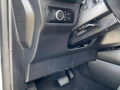 Used 2025 Ford Escape ST-Line FWD image 29