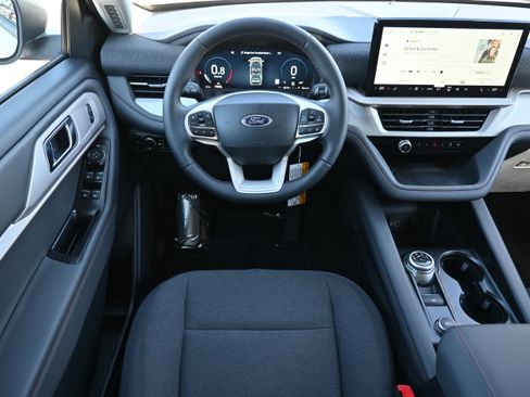 New 2026 Ford Explorer Active image 63