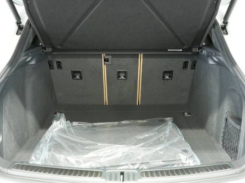 New 2025 Porsche Macan image 28