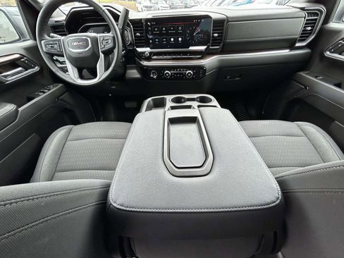 Used 2023 GMC Sierra 1500 Elevation AWD/4WD image 12