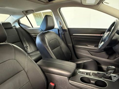 Used 2019 Nissan Altima 2.5 Platinum image 46