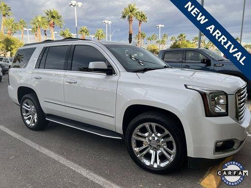 Used 2020 GMC Yukon SLT w/ Premium Edition image 2