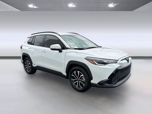 Certified 2023 Toyota Corolla Cross AWD Hybrid image 7