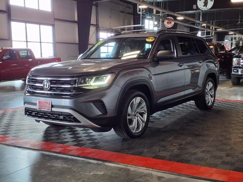 Used 2021 Volkswagen Atlas SE AWD/4WD image 3