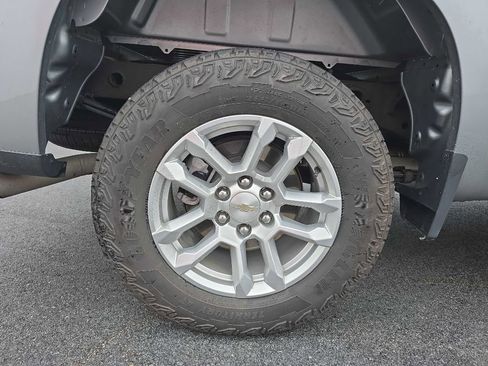 Used 2023 Chevrolet Silverado 1500 LT image 4