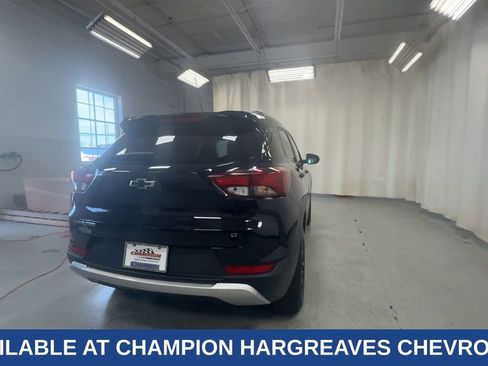 Used 2023 Chevrolet TrailBlazer LT w/ Convenience Package FWD image 10