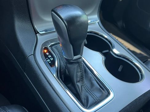 Used 2021 Jeep Grand Cherokee Laredo X AWD/4WD image 28