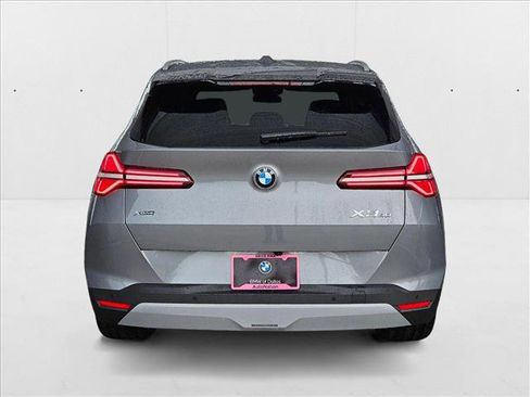 Used 2025 BMW X3 xDrive30i w/ Convenience Package image 9