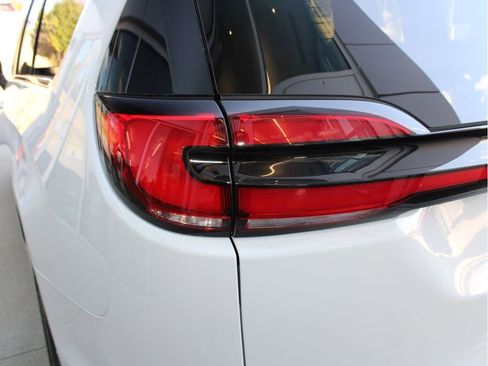 New 2026 Chrysler Pacifica Select image 38
