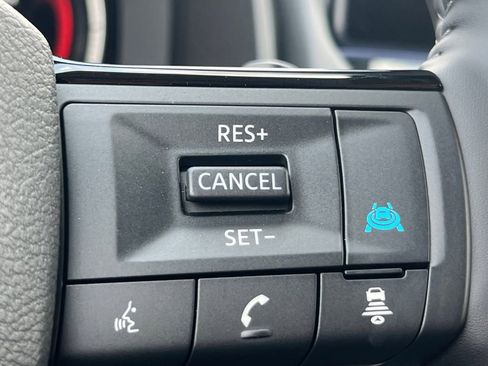 New 2026 Nissan Rogue Platinum AWD/4WD image 13