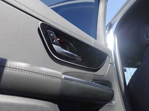 Used 2026 Mercedes-Benz GLC 300 4MATIC image 50