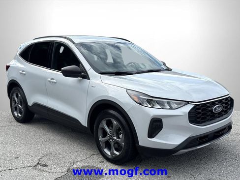 Used 2025 Ford Escape ST-Line FWD image 26