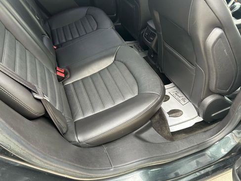 Used 2015 Ford Fusion SE w/ Equipment Group 202A image 11