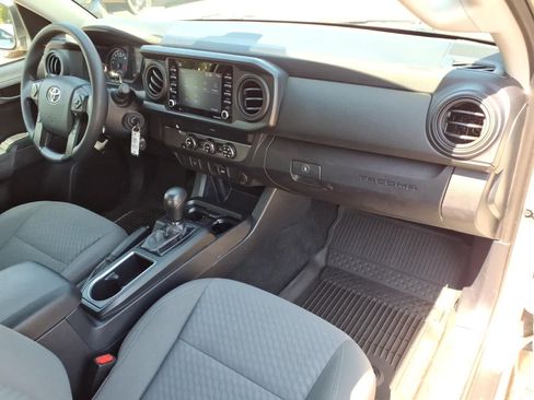 Used 2020 Toyota Tacoma SR RWD image 15