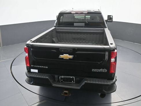 Used 2022 Chevrolet Silverado 2500 High Country w/ Z71 Off-Road Package AWD/4WD image 66