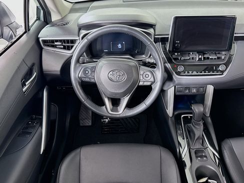 Certified 2023 Toyota Corolla Cross XLE w/ Convenience Package image 18