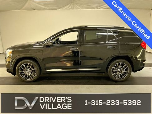 Certified 2023 GMC Terrain Denali w/ Black Diamond Edition image 6