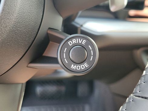 New 2026 Porsche Cayenne Coupe image 19