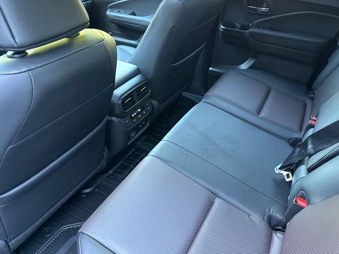 New 2026 Honda Ridgeline Black Edition image 17