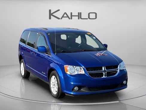 Used 2018 Dodge Grand Caravan SXT FWD image 6