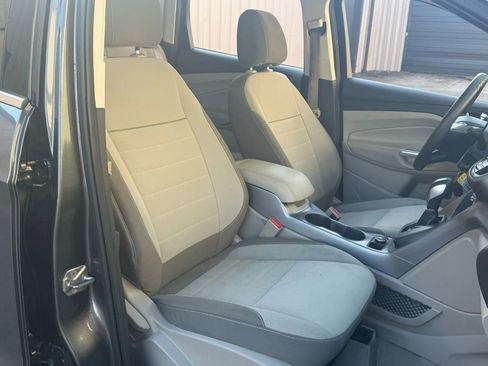 Used 2015 Ford Escape SE w/ Equipment Group 201A image 12