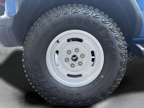 New 2026 Ford Bronco Heritage Edition AWD/4WD image 8
