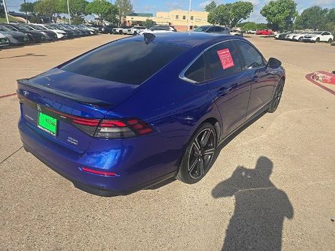 Used 2024 Honda Accord Sport image 5