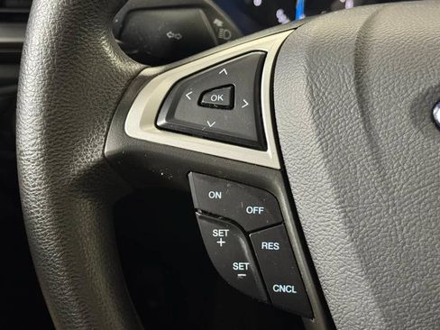 Used 2016 Ford Fusion SE FWD image 18
