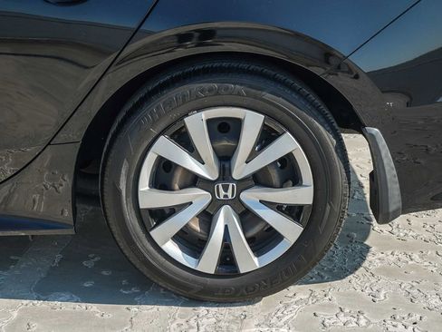 Certified 2023 Honda Civic LX image 11