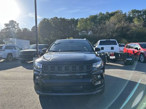 New 2026 Jeep Compass Limited image 8