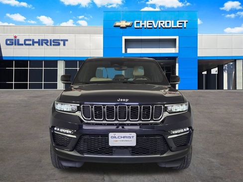 Used 2023 Jeep Grand Cherokee Limited AWD/4WD image 2