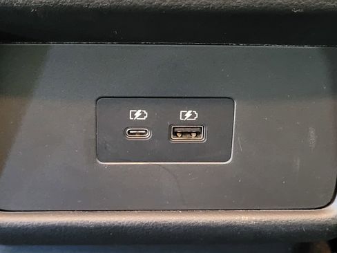 Certified 2023 Nissan Rogue SV image 8