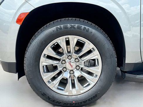 Used 2024 GMC Yukon Denali RWD image 44