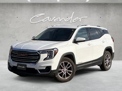 Used 2023 GMC Terrain SLT