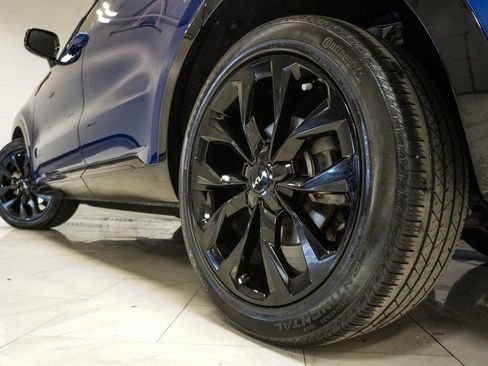 Used 2023 Kia Sorento SX image 38