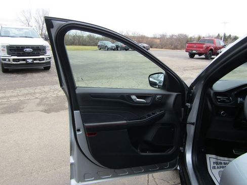 Used 2023 Ford Escape ST-Line Select w/ Tech Pack #2 AWD/4WD image 18