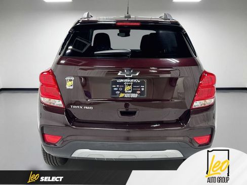 Used 2021 Chevrolet Trax LT AWD/4WD image 9