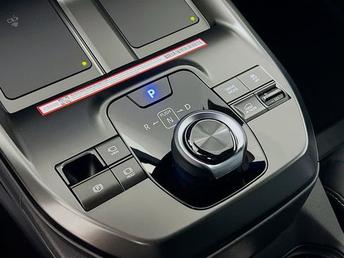 New 2026 Subaru Solterra image 14