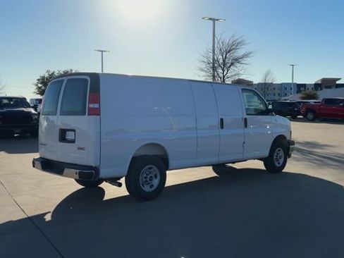 New 2025 GMC Savana 2500 Extended w/ Driver Convenience Package RWD image 8