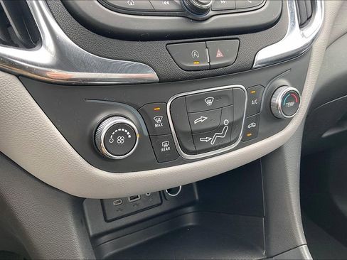 Used 2024 Chevrolet Equinox LS image 18