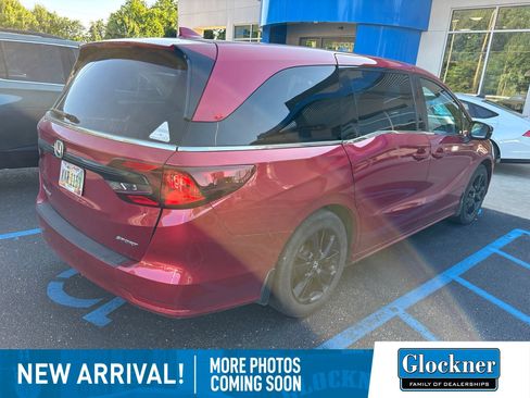 Used 2024 Honda Odyssey Sport image 3