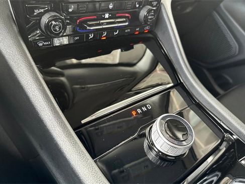 Certified 2023 Jeep Grand Cherokee L Limited image 30