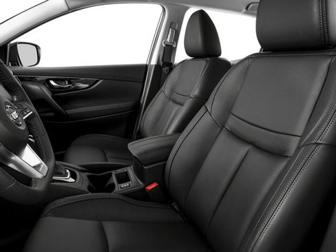 Used 2018 Nissan Rogue Sport SL w/ SL Premium Package image 12