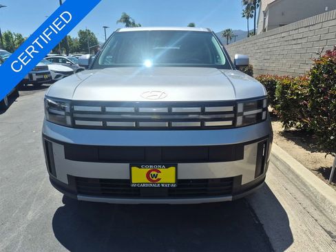Used 2026 Hyundai Santa Fe SE FWD image 3
