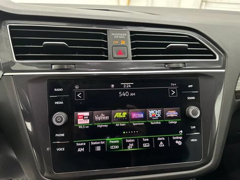Used 2024 Volkswagen Tiguan Wolfsburg Edition FWD image 17