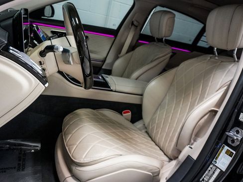 Used 2021 Mercedes-Benz S 580 4MATIC Sedan w/ AMG Line image 6