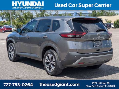 Used 2022 Nissan Rogue SV AWD/4WD image 3