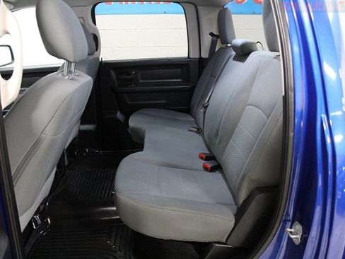 Used 2016 RAM 1500 Express image 25