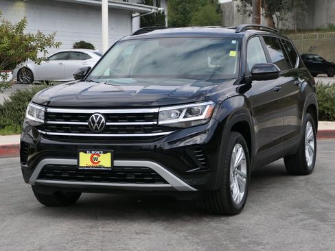 Used 2023 Volkswagen Atlas SE AWD/4WD image 8